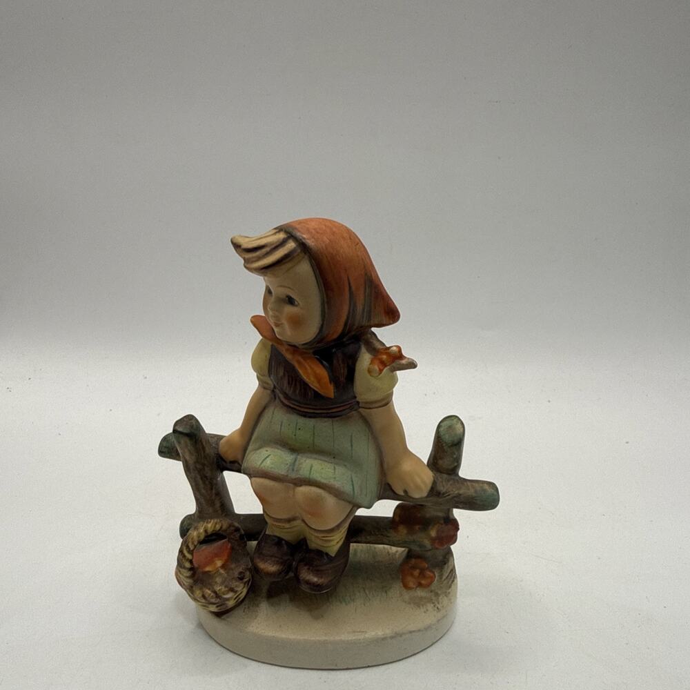 MJ Hummel Figurine 'Just Resting' W Goebel 1938 5" Made in W Germany Vintage *